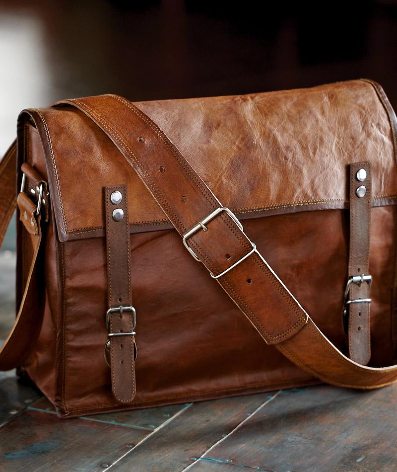 travelling bags skybags